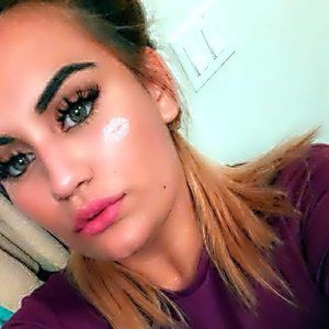 Meet your Posher, Sonia